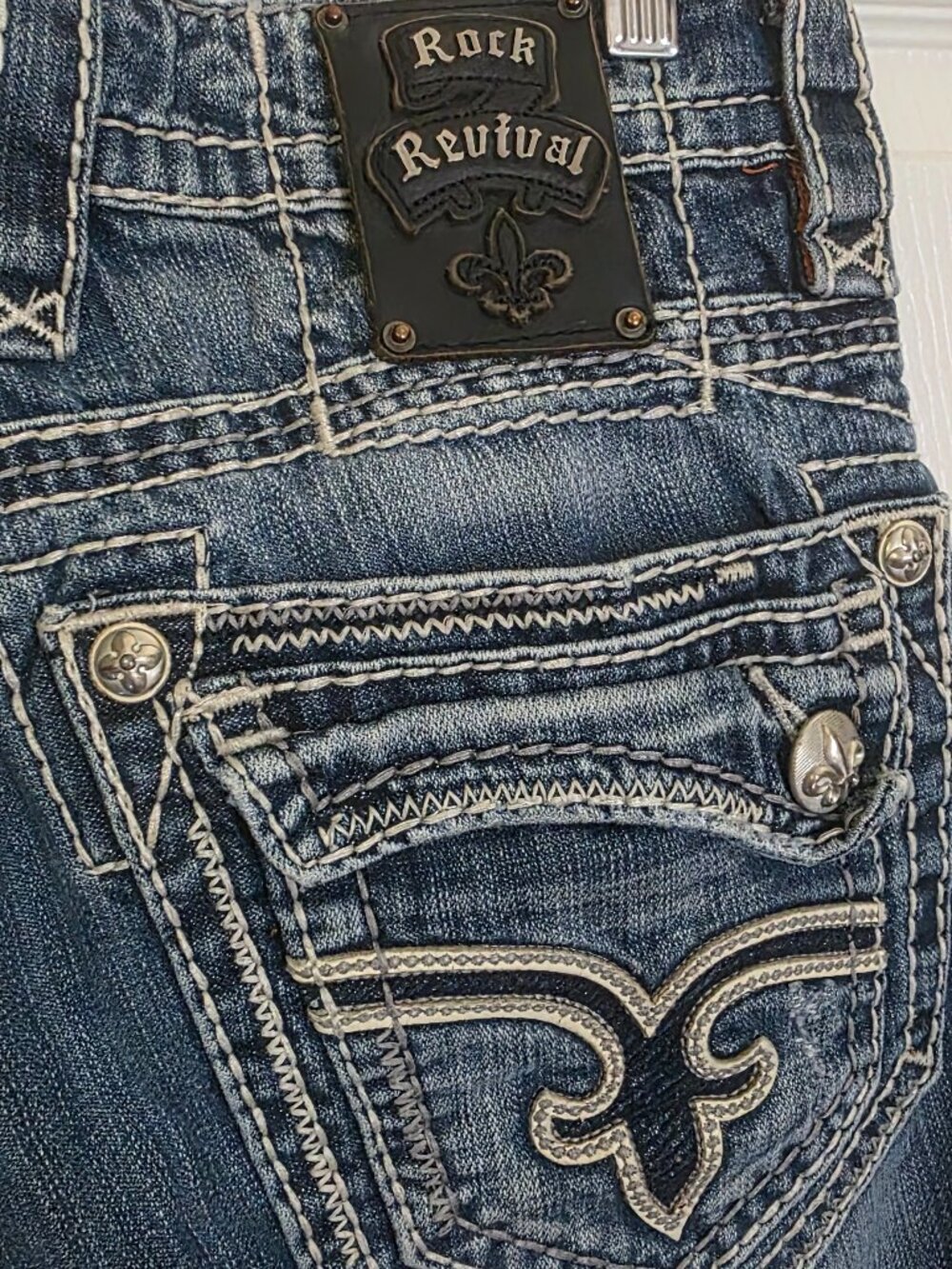 Rock Revival women's Jasper bootcut jeans size 31